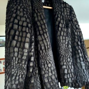 New jacket . Cache . NWR